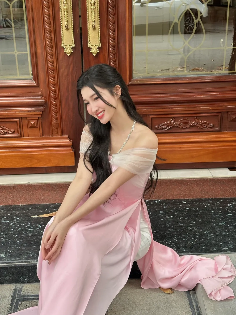 Cộng đồng mạng bàn luận Á hậu Phương Nhi voz sinh năm bao nhiêu