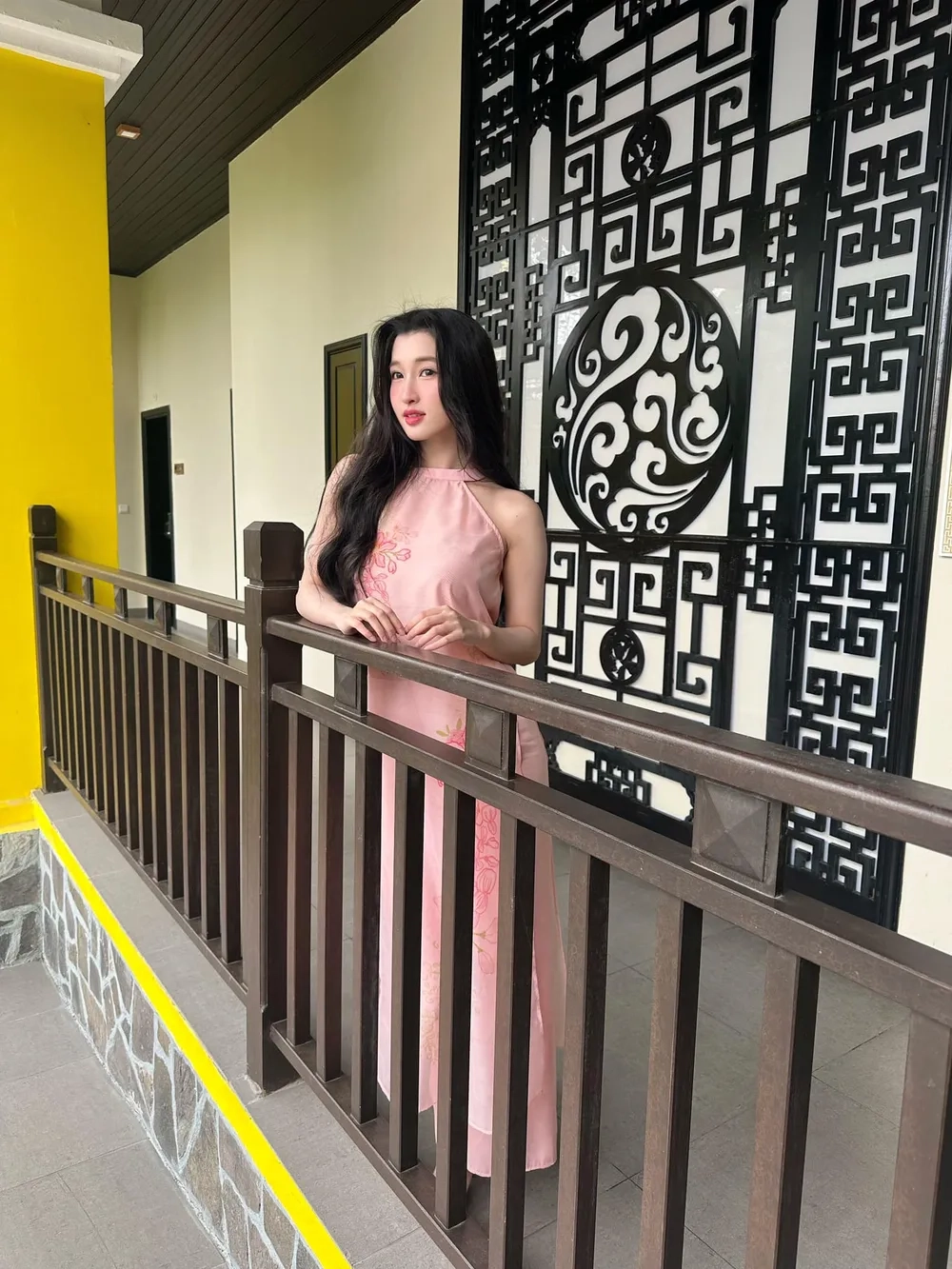 Hồ sơ chi tiết trong profile Á hậu Phương Nhi