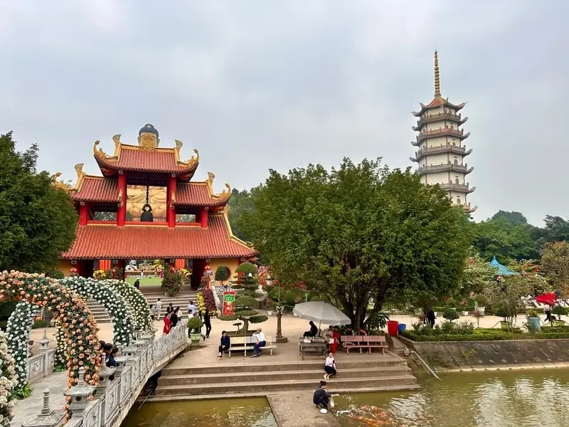 Hình ảnh của Chùa Khai Nguyên, không gian tôn nghiêm và thanh tịnh