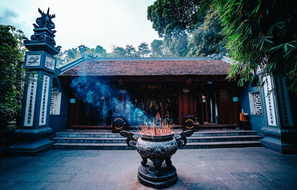 Tham quan Đền Hùng, cảm nhận không khí thiêng liêng