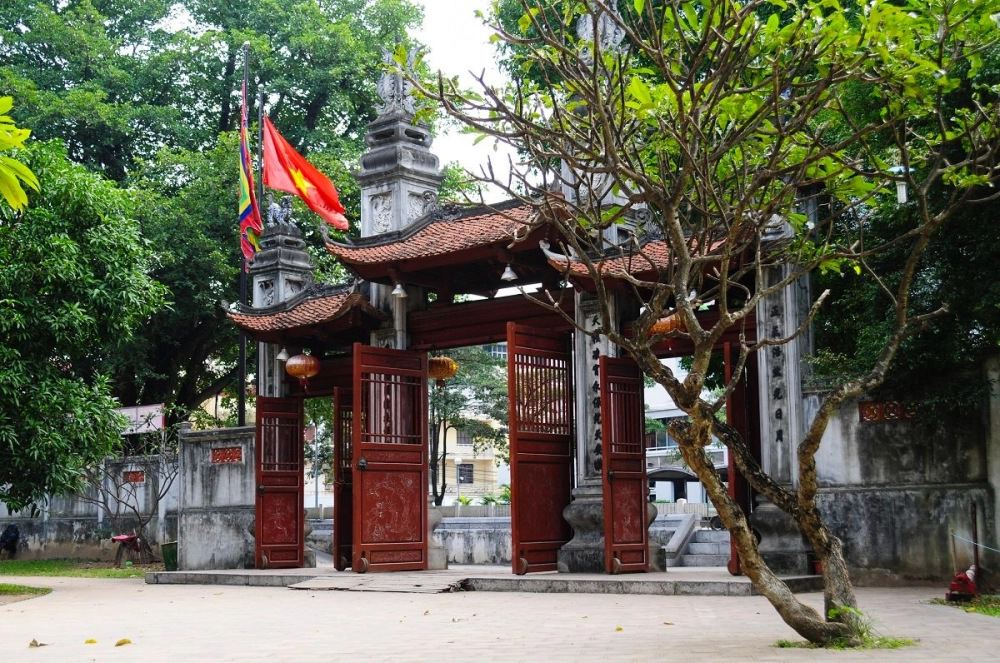 Đền Voi Phục Trấn Tây Thăng Long, điểm đến linh thiêng của người dân Hà Nội