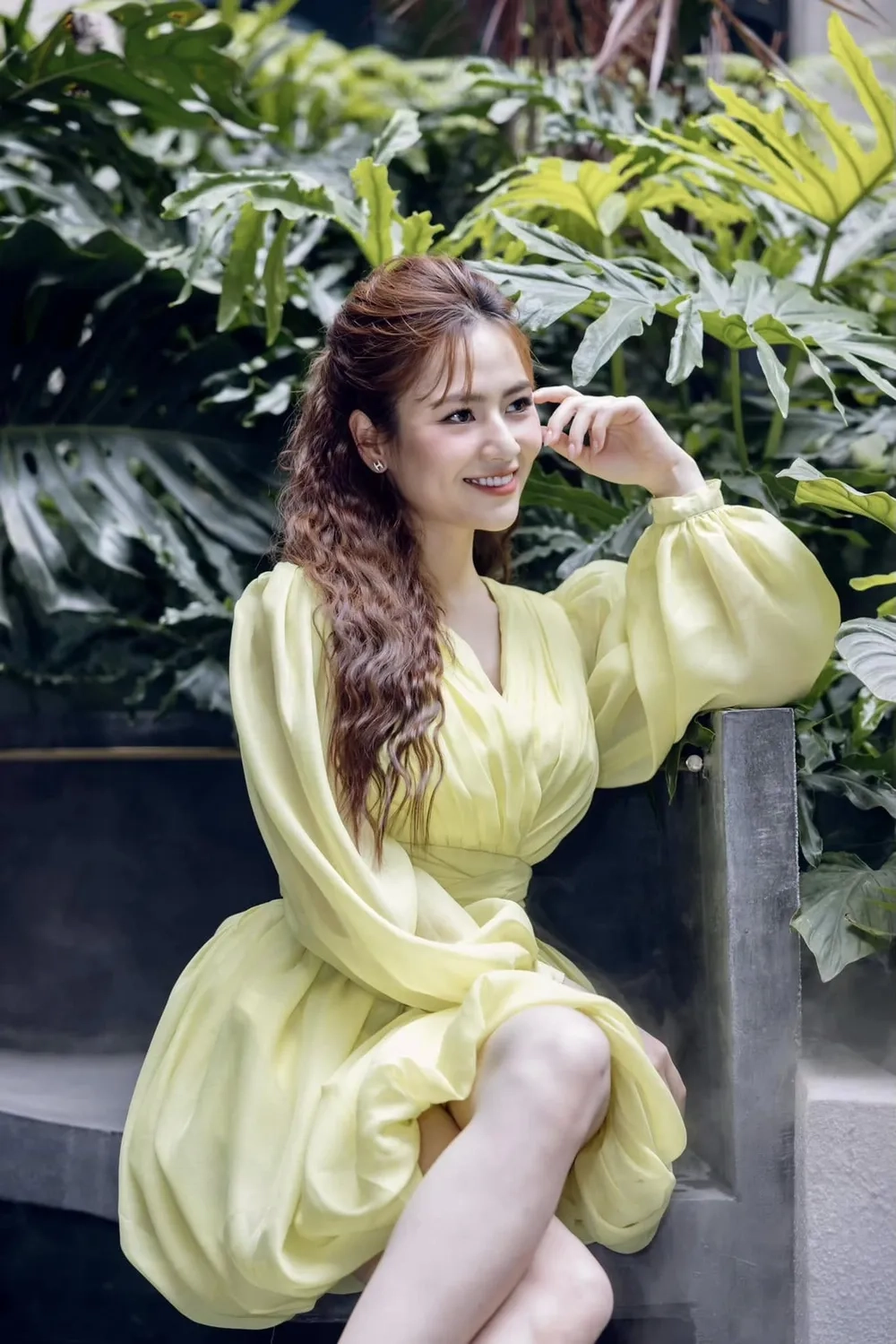 Dàn cast phim có mặt diễn viên Việt Hoa đang gây sốt