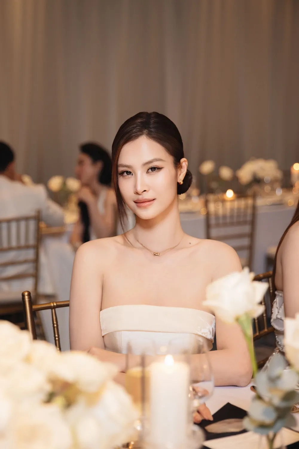Hé lộ tên thật của Đông Nhi gây bất ngờ