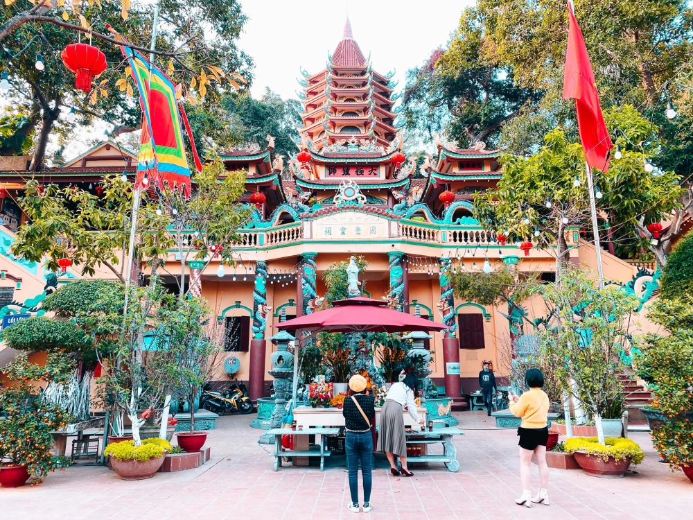 Kinh nghiệm đi chùa khai nguyên giúp chuyến đi của bạn trọn vẹn