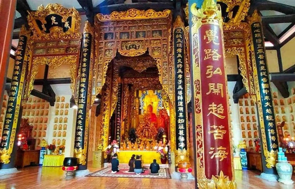 Phật pháp nhiệm màu chùa khai nguyên thu hút những tín đồ chân thành
