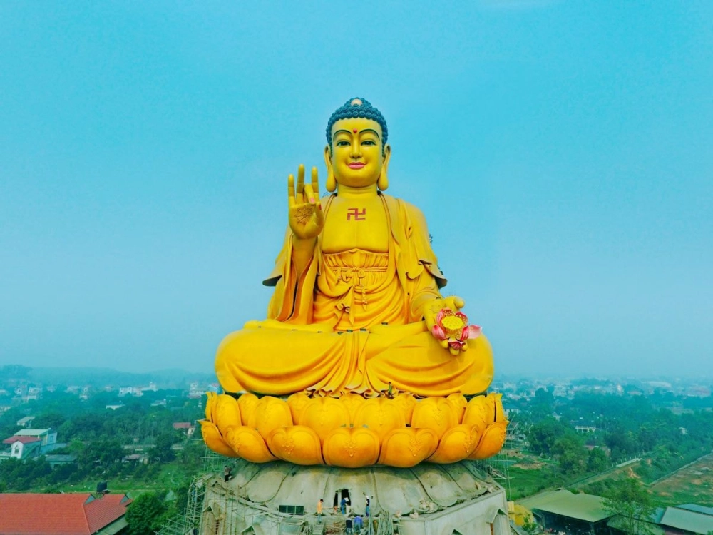 Hình ảnh của chùa khai nguyên đẹp và thanh tịnh giúp thư giãn
