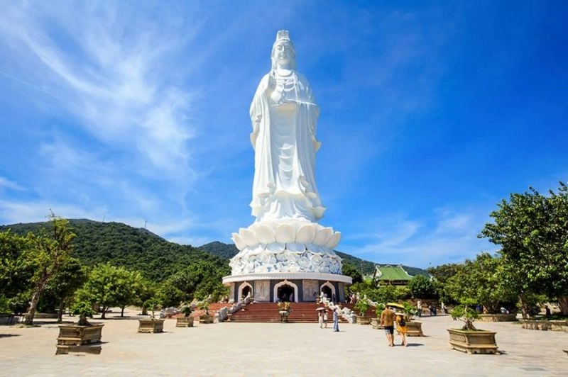Chùa linh ứng ở đâu tìm đến Đà Nẵng để chiêm bái không gian thanh tịnh