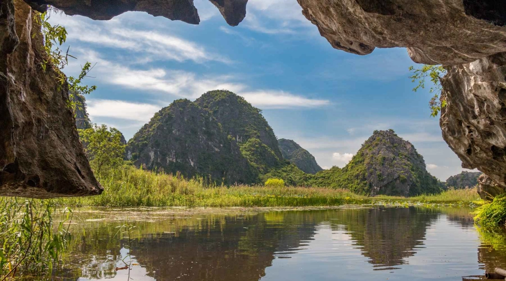 Đầm Vân Long Ninh Bình thiên nhiên hùng vĩ và hoang sơ