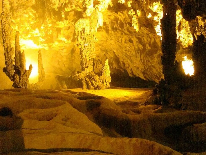 Khám phá động ngườm ngao có mấy cửa chính kỳ bí và huyền thoại