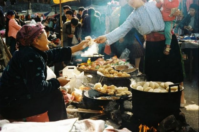 Tìm hiểu ăn gì ở phố cổ đồng văn với những món ngon đặc sản