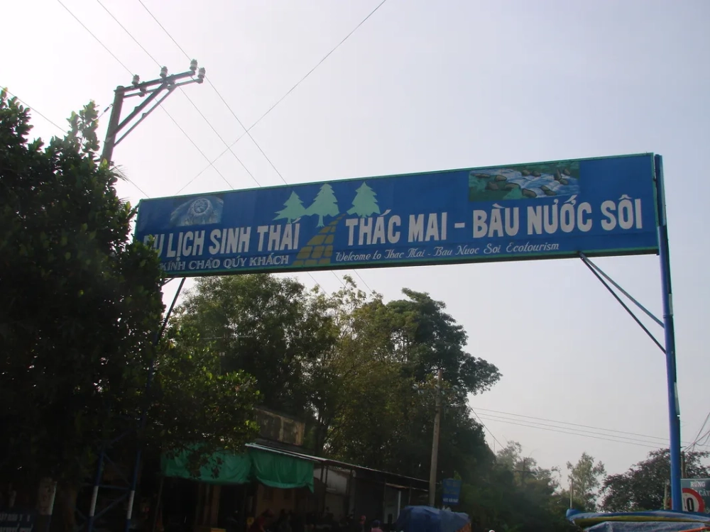 Một điểm đến thiên nhiên tuyệt vời ở thác mai ở định quán