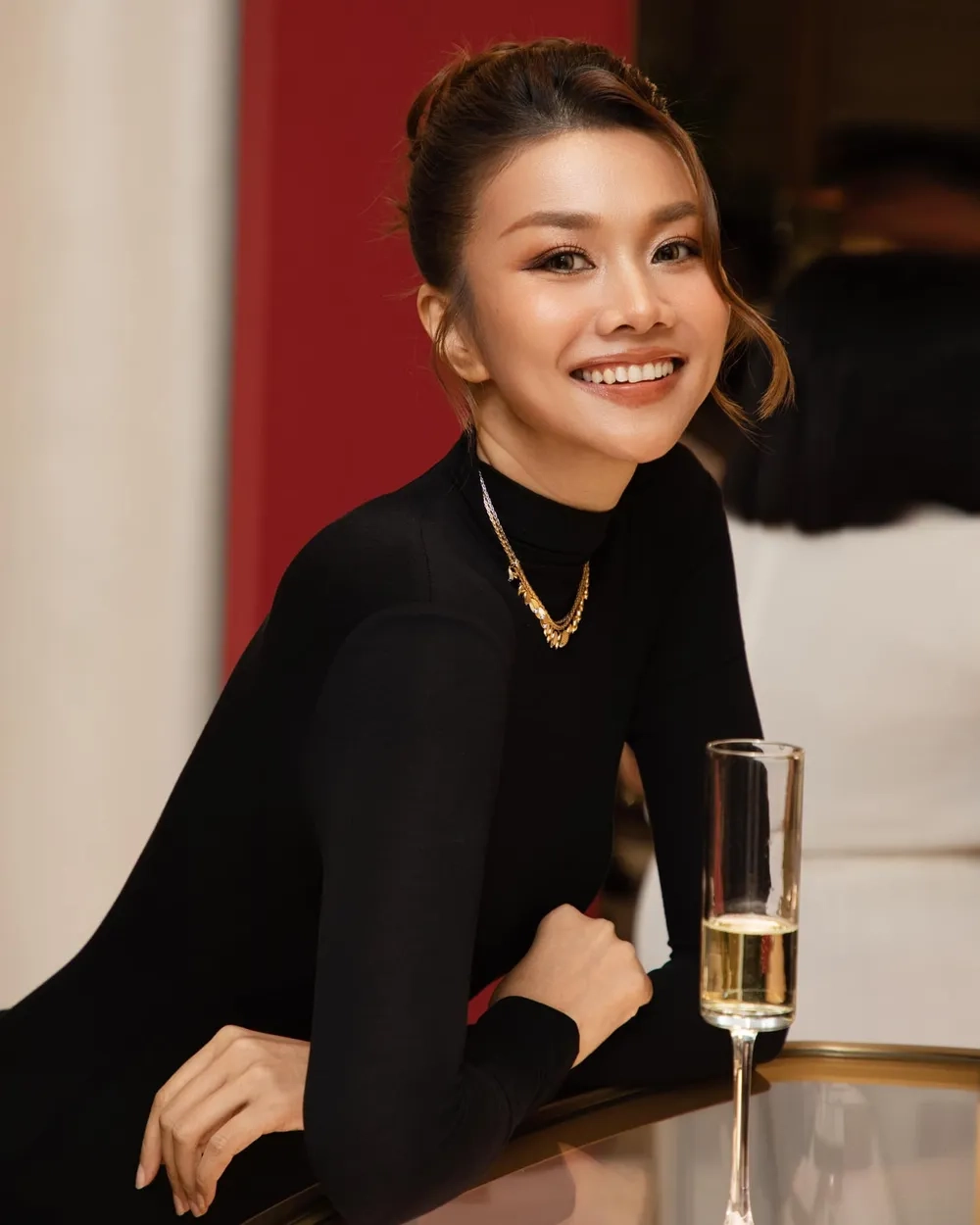 Dân mạng hỏi mãi nghệ sĩ Thanh Hằng sinh năm mấy