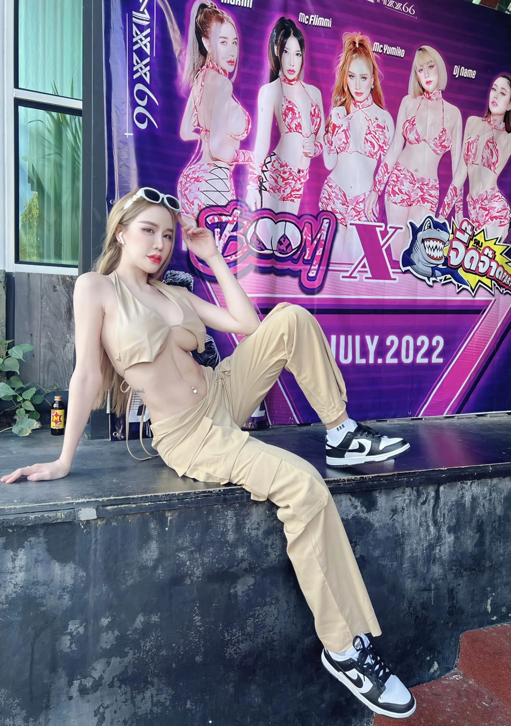 Ảnh gái xinh khoe núm vú núm hồng lộ ra gợi tình nóng bỏng cuốn hút tột độ