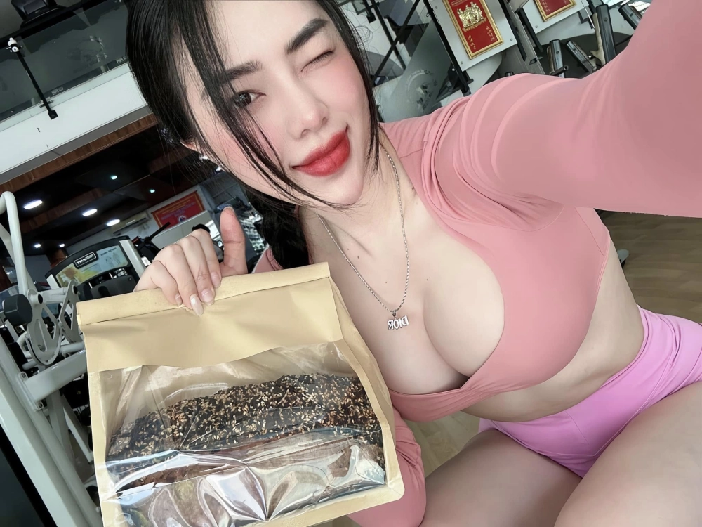 Ảnh sex fubuki fubuki vú căng sexy nhìn là muốn ngay lập tức