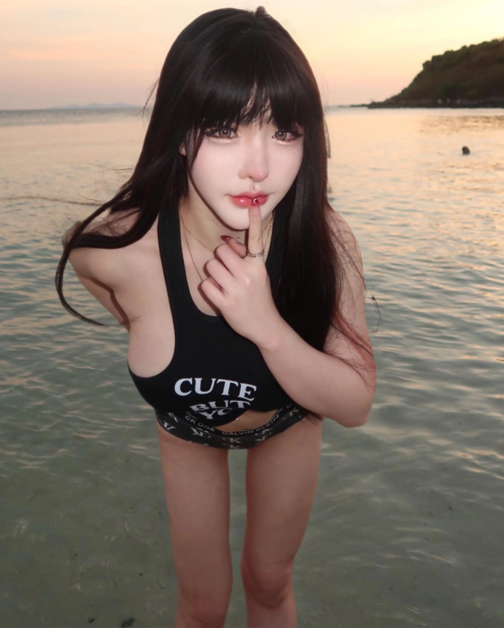 Ảnh gái mông to sexy vòng 3 khủng phong cách nóng bỏng cuốn hút cuồng nhiệt