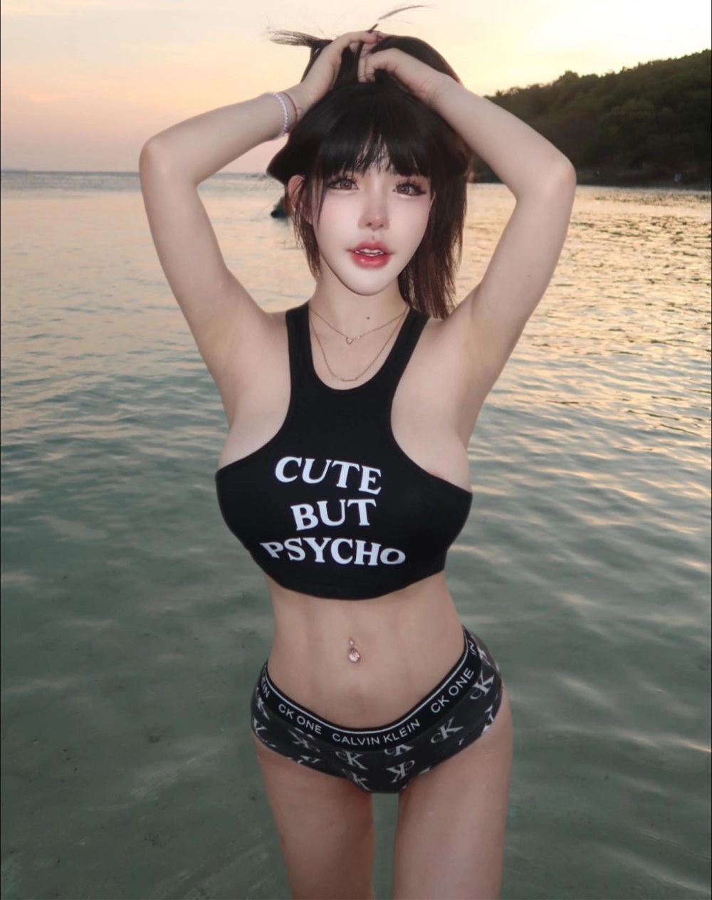 Ảnh gái sexy mông to vòng 3 bốc lửa sexy quyến rũ nóng bỏng mê hoặc