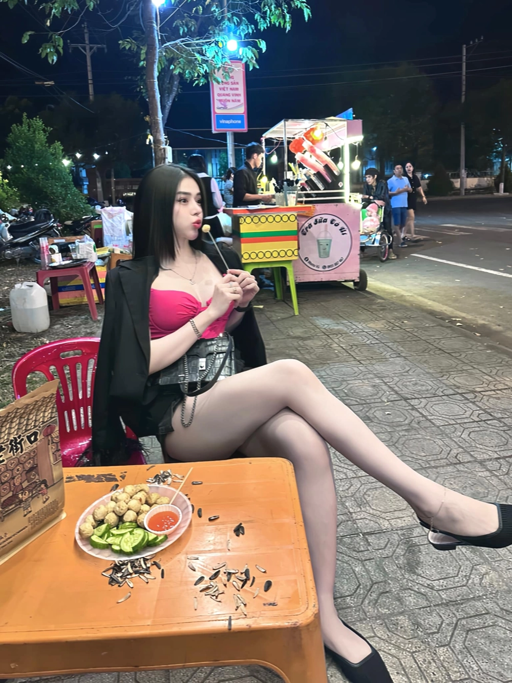 Anh sex meo simmy mèo simmy vú căng nóng bỏng nhìn là muốn ngay