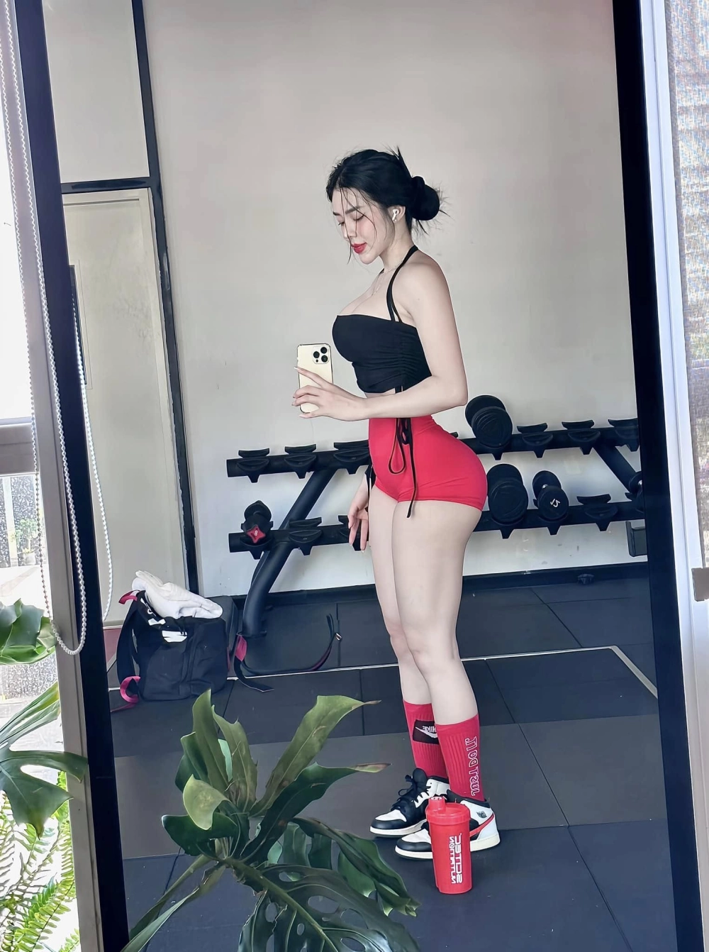 Anh sex trung gái trung vú căng nóng bỏng ngất ngây ngay lập tức