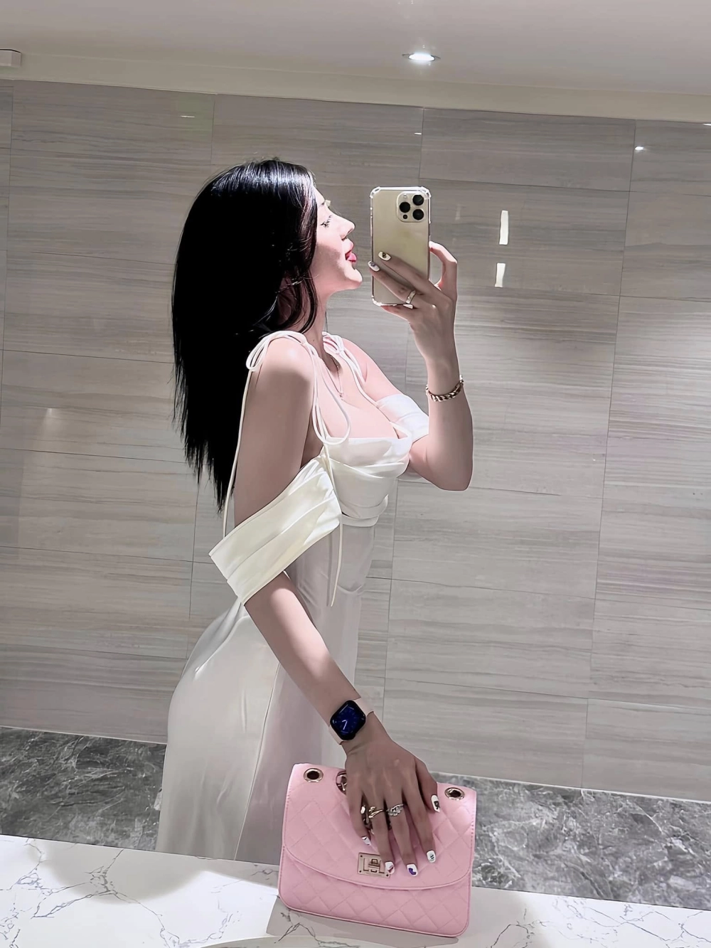 Ảnh sex lon đẹp lồn hồng mịn màng sexy nhìn là muốn ngay lập tức