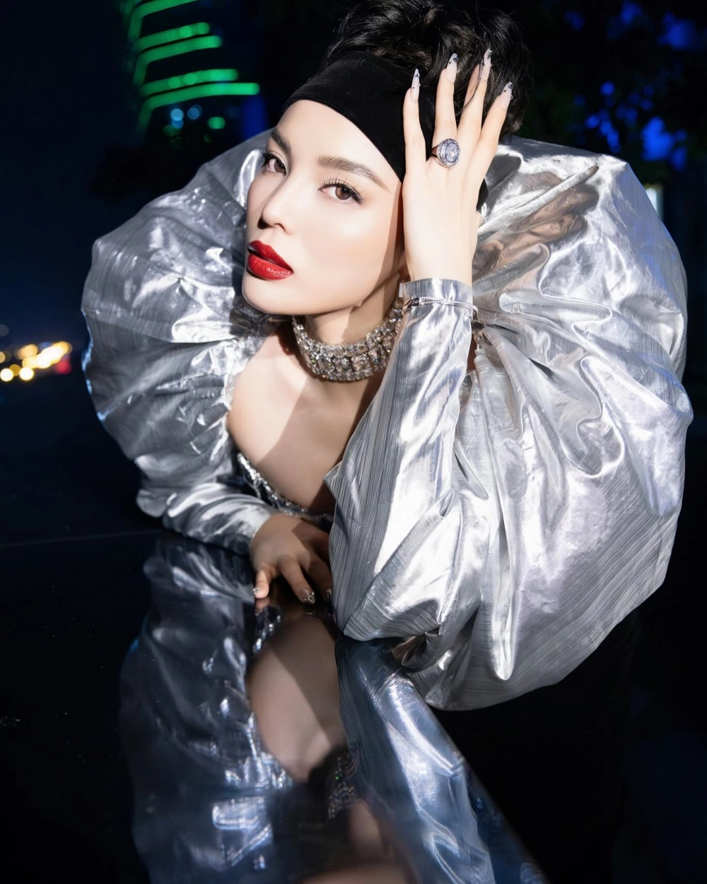 Avatar con gái đẹp nhẹ nhàng tôn nét xinh xắn