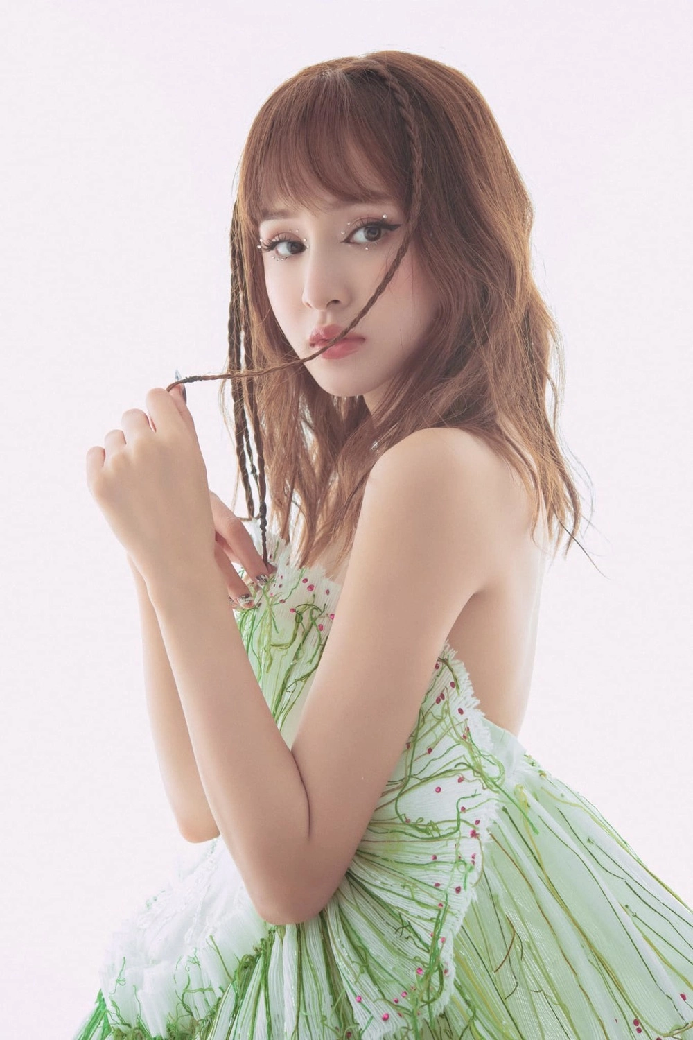 Hiền hồ cặp đại gia tin đồn gây xôn xao