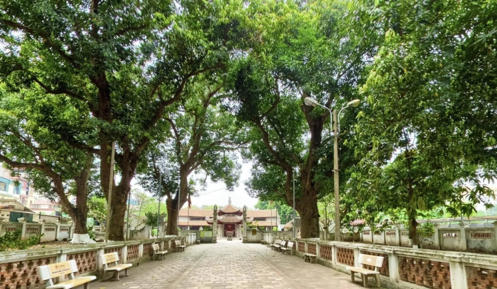 Lịch sử chùa Láng phản ánh nét văn hóa Phật giáo xưa.