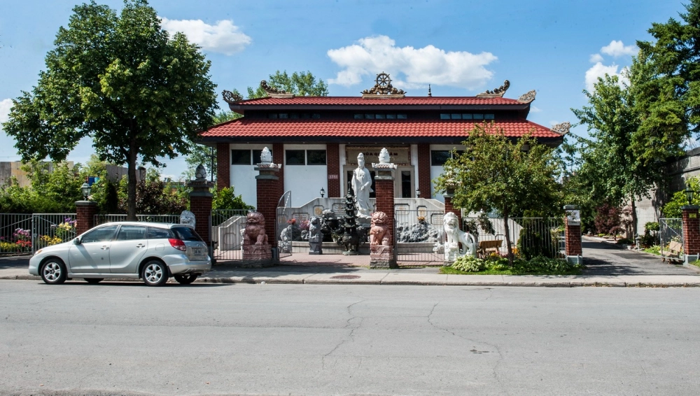 Đi chùa Quan Âm giúp tâm hồn an yên, nhẹ nhõm.