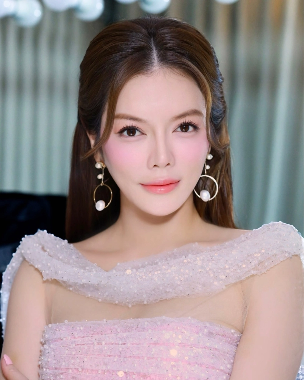 Tải hình nền gái xinh đẹp 4k miễn phí.