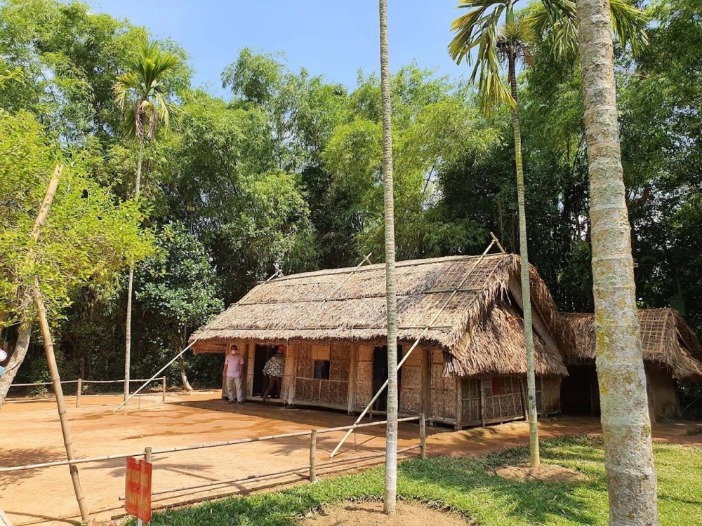 Văn hóa khu di tích Kim Liên phản ánh đời sống làng quê xưa.