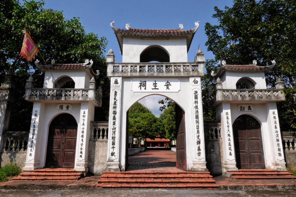 Ảnh nhà Trần tại Đông Triều ghi lại vẻ đẹp trầm mặc.