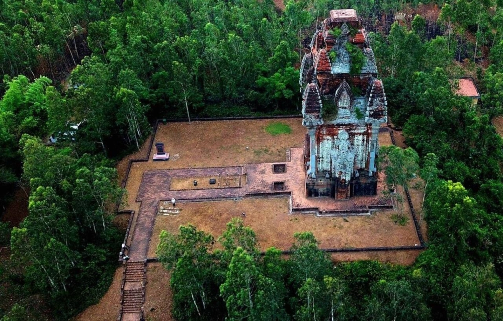 Di tích thành Hoàng Đế lưu giữ nhiều dấu ấn lịch sử quan trọng.