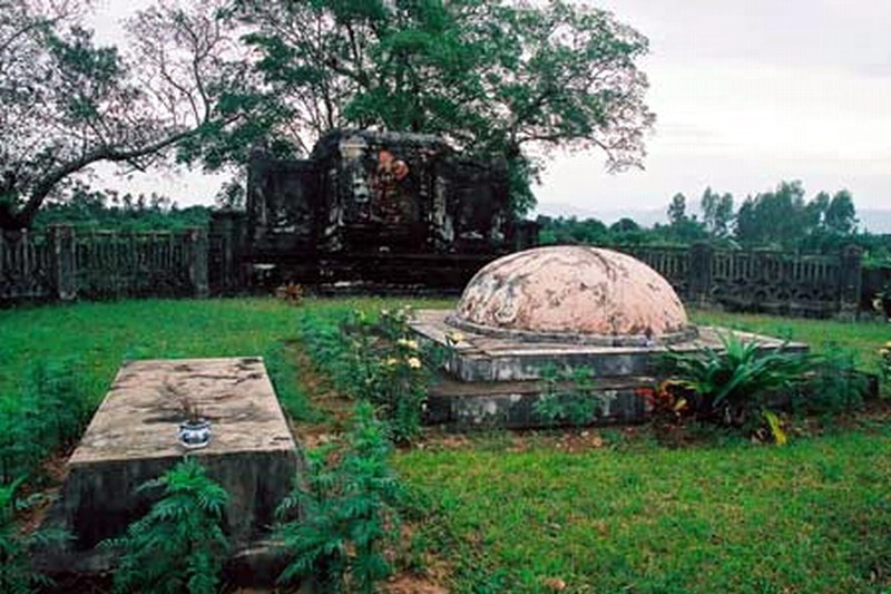 Thành Hoàng Đế Bình Định gắn liền với vương triều Tây Sơn.