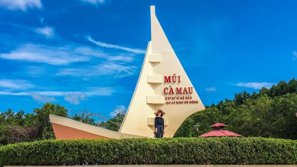 Du lịch sinh thái Mũi Cà Mau phù hợp khám phá thiên nhiên.