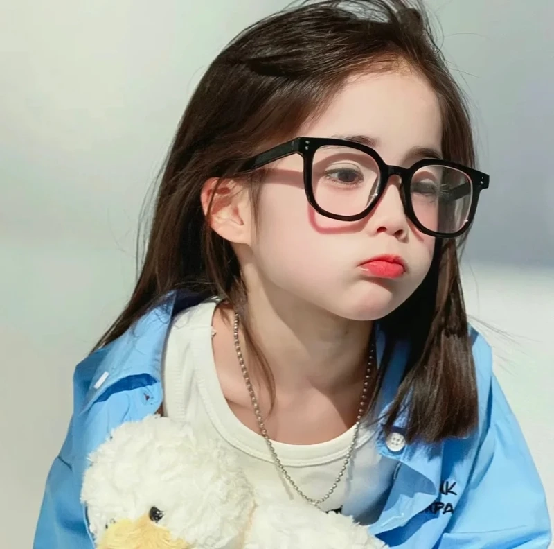 Bộ sưu tập avatar em bé cute siêu đáng yêu