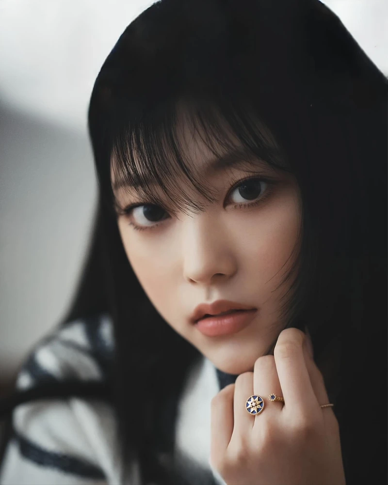 Tải ngay haerin hình nền siêu đẹp