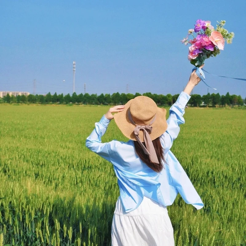 Tuyển chọn hình ảnh chụp sau lưng nữ đẹp ấn tượng