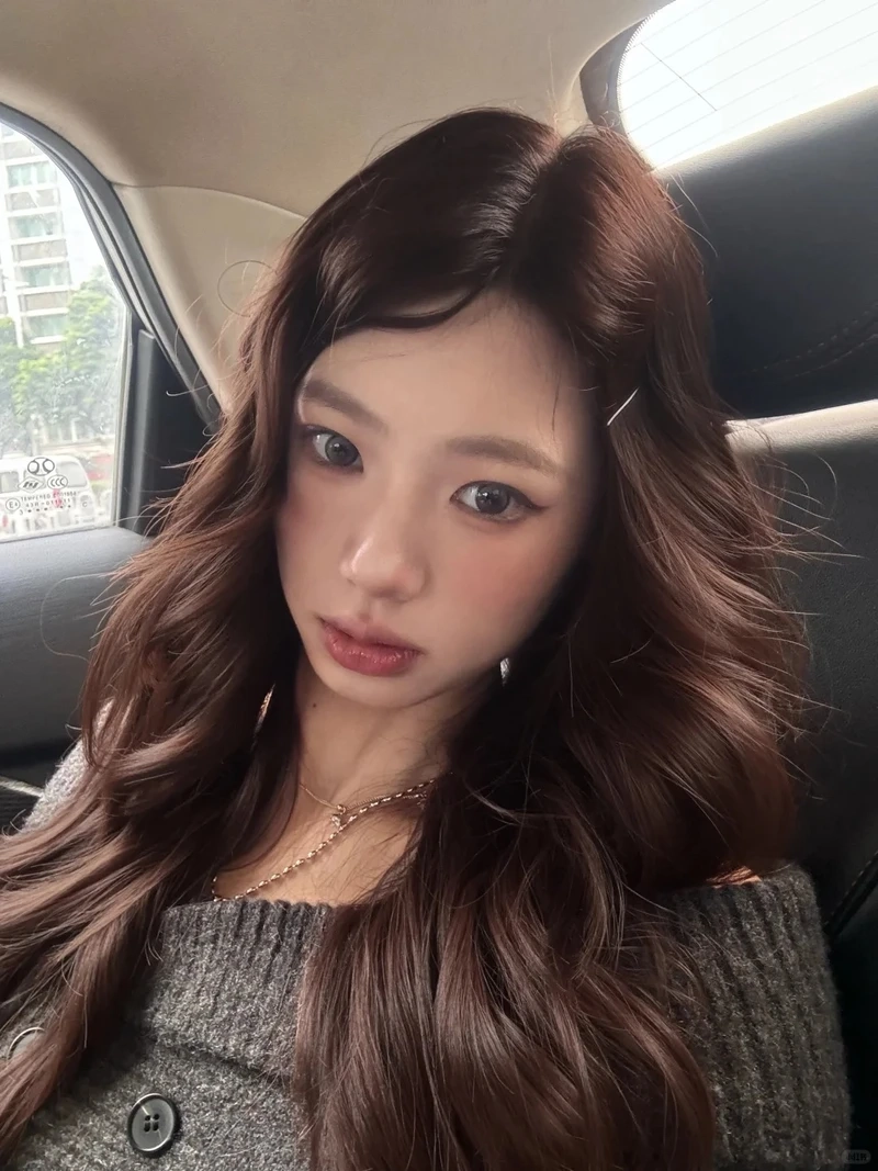 Bắt trend với tóc nâu socola hàn quốc siêu hot