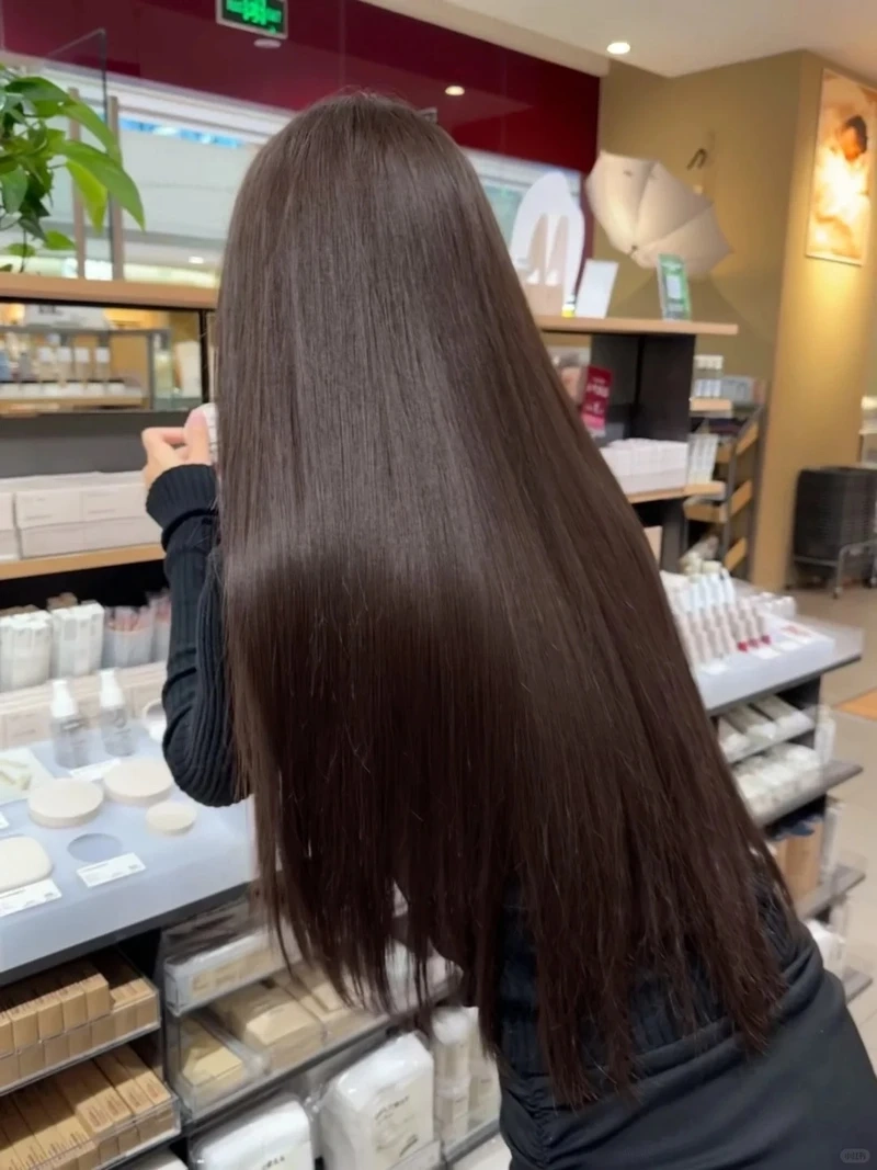 Xu hướng mới từ tóc nâu socola hot trend