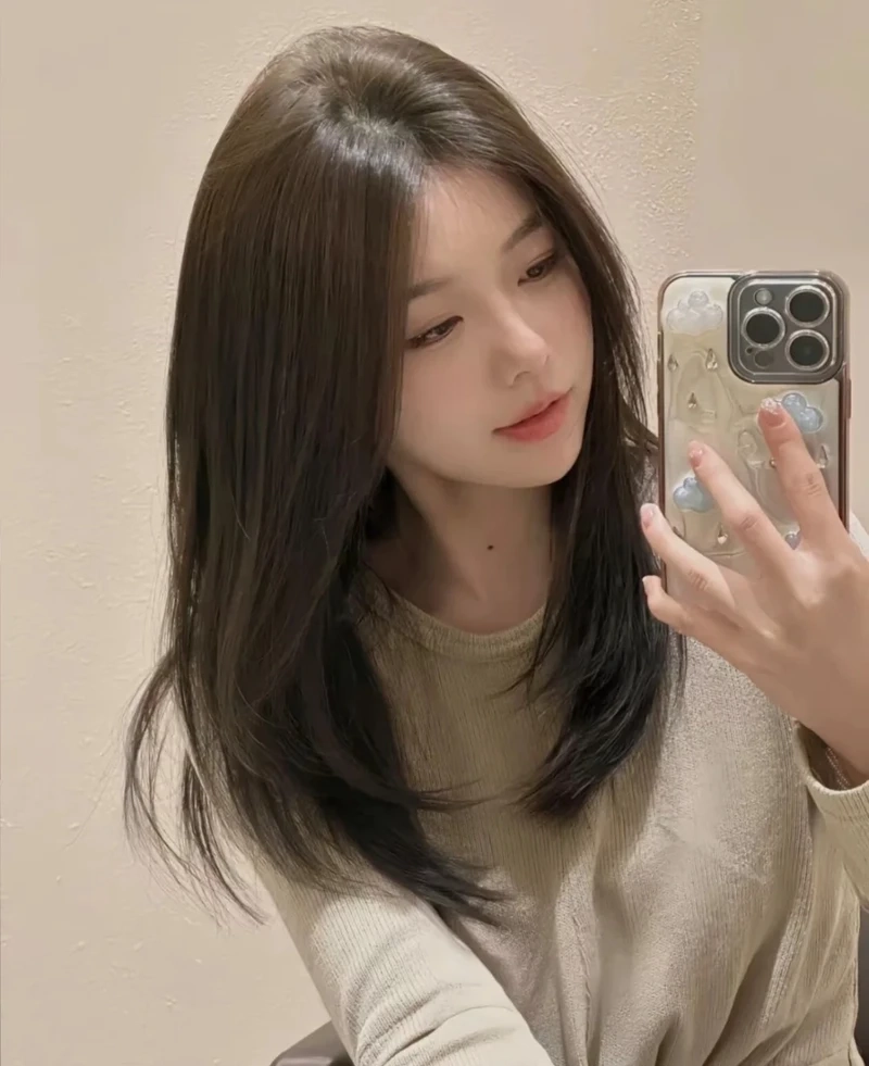 Quyến rũ hơn với tóc nâu tây sáng quyến rũ